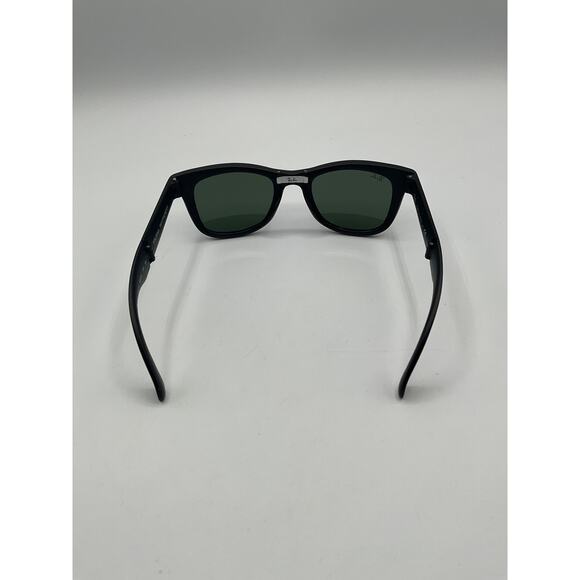 Ray Ban Wayfarer Folding Sunglasses, RB 4105- Black main image 4